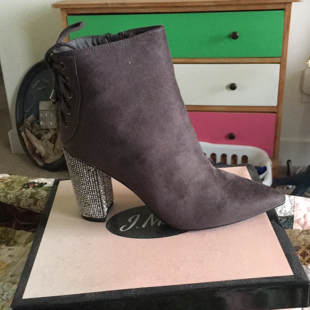 NIB Bling booties